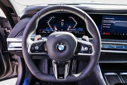 Used 2025 BMW 740i xDrive image 13