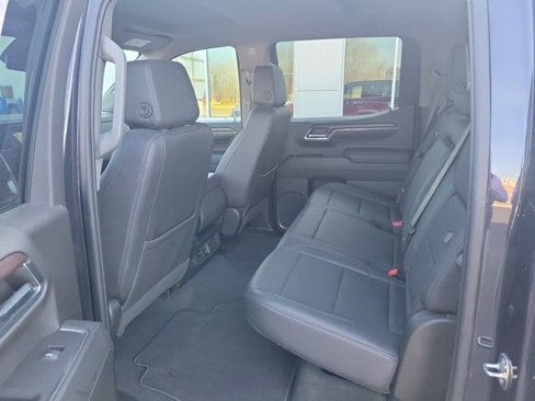 Used 2024 GMC Sierra 1500 SLT image 30