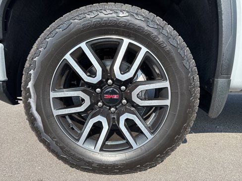 Used 2025 GMC Sierra 1500 AT4 w/ AT4 Preferred Package image 14