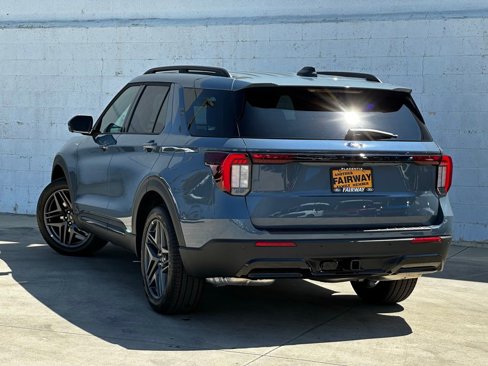 New 2025 Ford Explorer ST-Line w/ Premium Package image 5