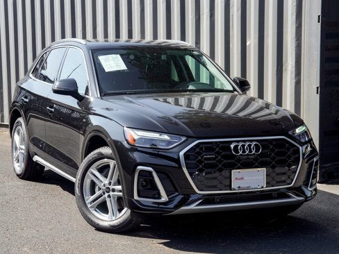 Used 2024 Audi Q5 e Premium Plus image 1