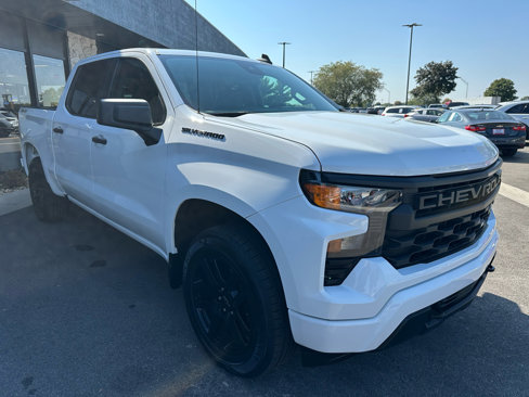 Used 2022 Chevrolet Silverado 1500 Custom w/ LPO, Dark Essentials Package image 9