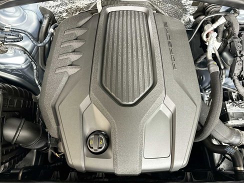 New 2025 Porsche Macan image 31