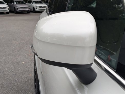 New 2026 Volvo XC90 B6 Plus w/ Protection Package Premier image 11