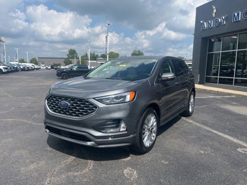 Used 2024 Ford Edge Titanium w/ Titanium Elite Package image 2