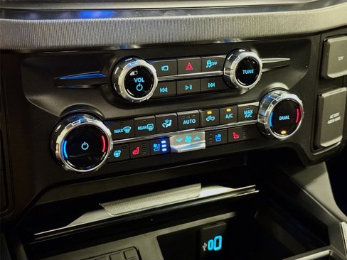 New 2025 Ford F250 Platinum image 15