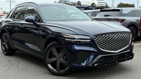 Used 2024 Genesis GV70 2.5T w/ Sport Prestige Package image 8