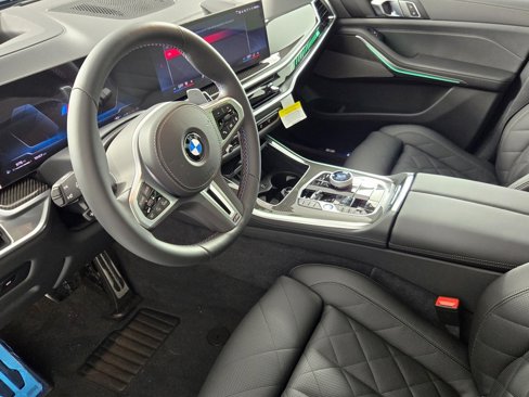 New 2026 BMW X5 M60i image 13