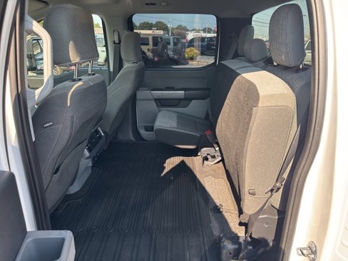 Used 2024 Ford F250 XLT w/ FX4 Off-Road Package image 23