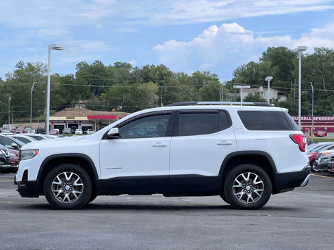Used 2021 GMC Acadia SLE w/ Driver Convenience Package image 4