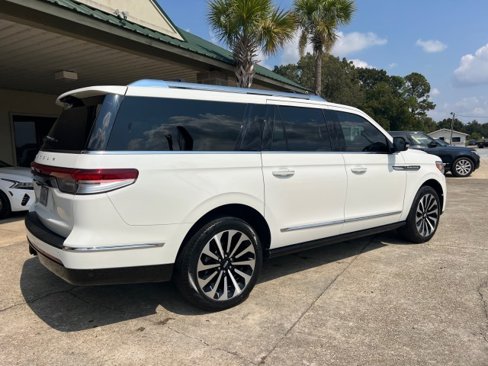 Used 2022 Lincoln Navigator L Reserve image 4