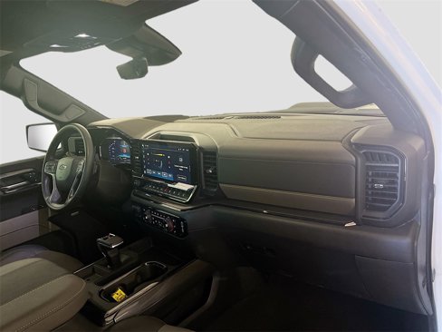Used 2025 Chevrolet Silverado 1500 ZR2 w/ Technology Package image 31