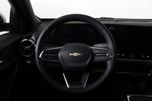 New 2026 Chevrolet Equinox LT w/ Safety and Technology Package image 16