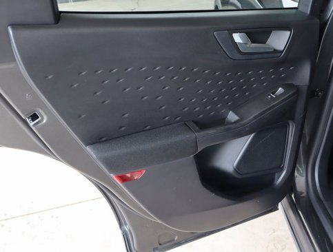 Used 2020 Ford Escape SE image 39
