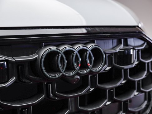 New 2025 Audi Q8 Premium Plus image 7