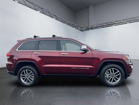 Used 2021 Jeep Grand Cherokee Limited image 3