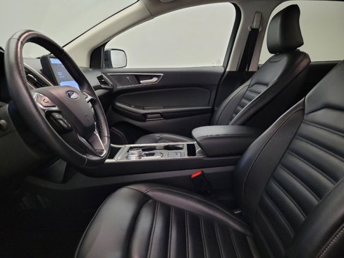 Used 2024 Ford Edge SEL image 17