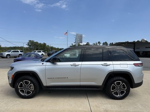 Used 2022 Jeep Grand Cherokee Trailhawk w/ ADV Protech Group II image 2
