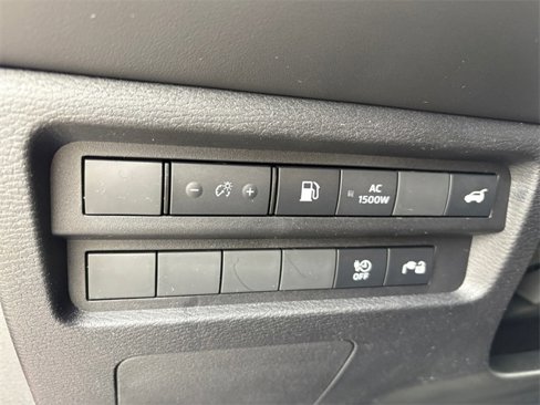 New 2025 Mitsubishi Outlander SEL image 14