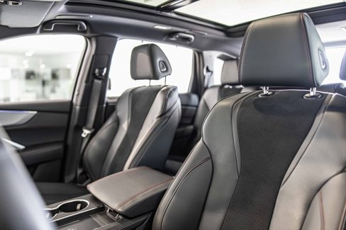 Used 2025 Acura MDX A-Spec image 19