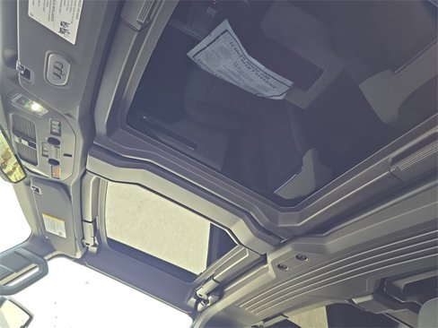 New 2026 GMC Hummer EV SUV image 21