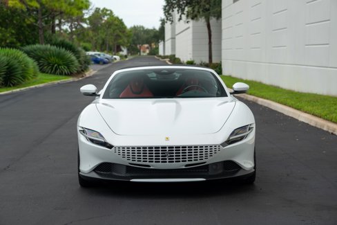 Used 2025 Ferrari Roma Spider image 4