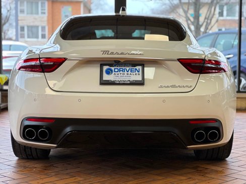 Used 2024 Maserati GranTurismo Modena image 6