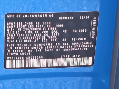 New 2025 Volkswagen ID. Buzz 1st Edition image 35