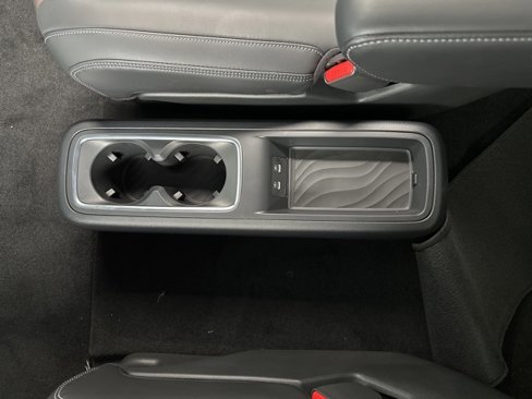 New 2025 Nissan Armada SL w/ Captain's Chari Seat Package image 14