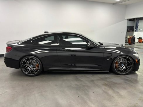 Used 2017 BMW M4 Competition image 9