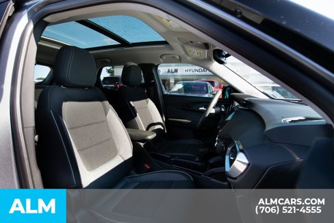 Used 2021 Chevrolet TrailBlazer LT w/ Sun and Liftgate Package image 13