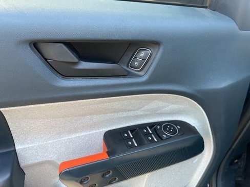 Certified 2024 Ford Maverick XLT w/ Equipment Group 300A Standard image 17