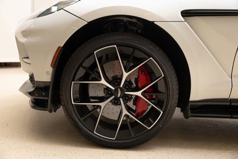 New 2025 Aston Martin DBX 707 image 84