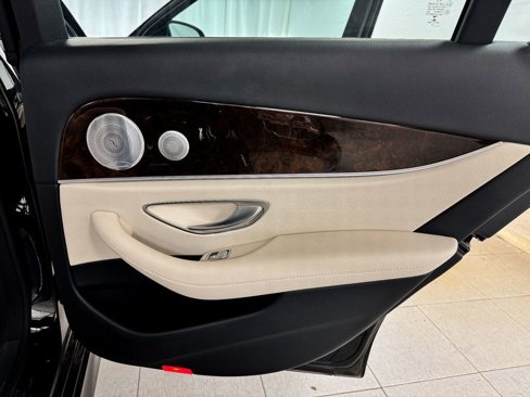 Used 2019 Mercedes-Benz E 450 4MATIC Sedan image 17