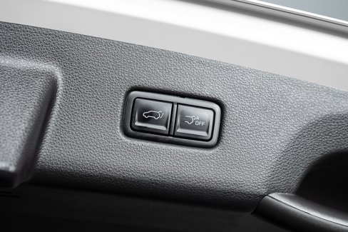 Used 2024 Kia Carnival SX Prestige image 23