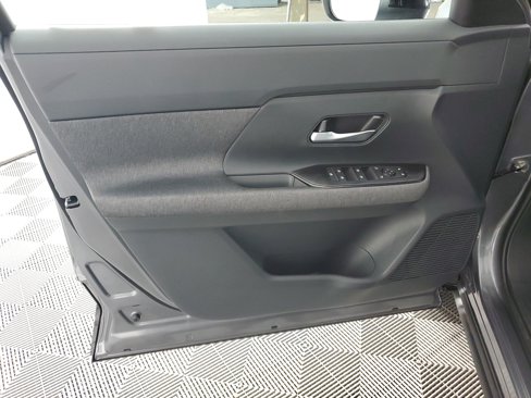 New 2026 Nissan Kicks SV image 27