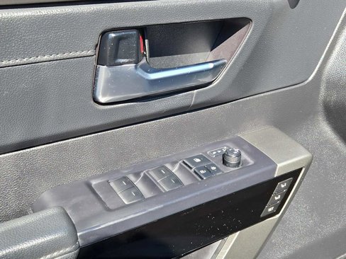 Used 2023 Toyota Sequoia Limited image 22