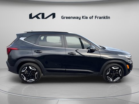 Used 2024 Kia Seltos SX w/ SX Sunroof Package image 8