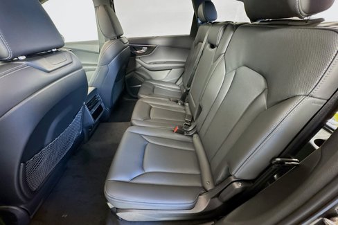 New 2025 Audi Q7 3.0T Prestige image 22
