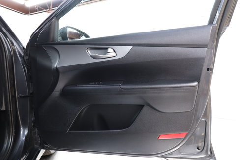 Used 2020 Kia Forte LXS image 21
