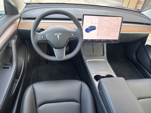Used 2022 Tesla Model 3 Long Range image 13