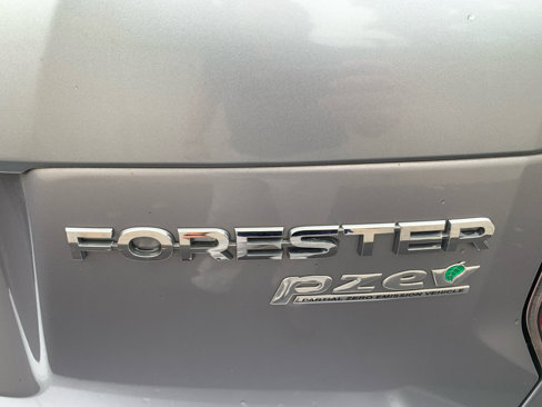 Used 2016 Subaru Forester 2.5i Premium image 31