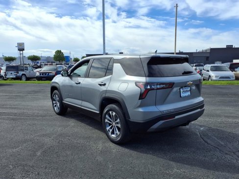 New 2026 Chevrolet Equinox LT w/ Convenience Package II image 6