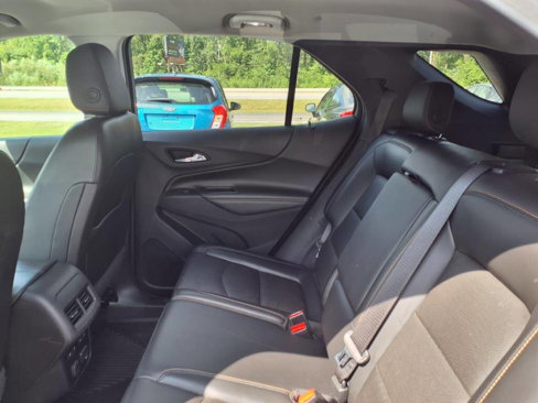 Used 2018 Chevrolet Equinox Premier image 7