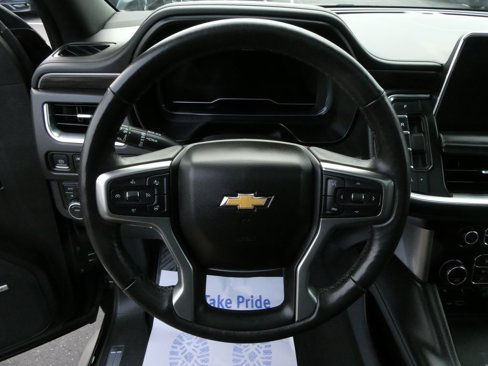 Used 2022 Chevrolet Tahoe LT w/ LT Signature Plus Package image 4