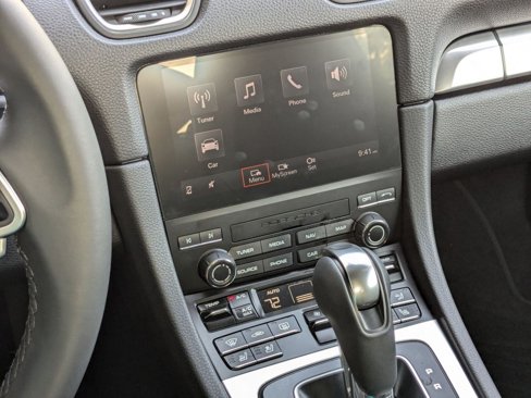 Certified 2025 Porsche 718 Cayman image 17