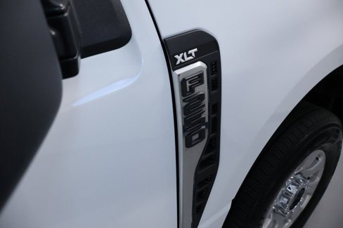 Used 2023 Ford F250 XLT image 8
