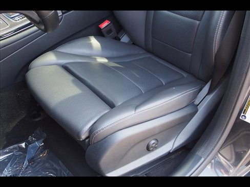 Used 2021 Mercedes-Benz GLC 300 4MATIC image 19