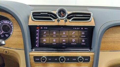 New 2024 Bentley Bentayga image 17