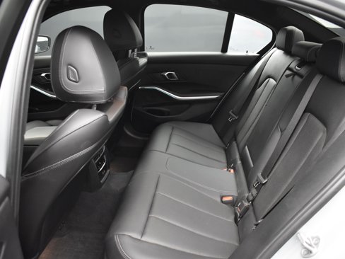 Used 2024 BMW M340i xDrive w/ Driving Assistance Package image 17